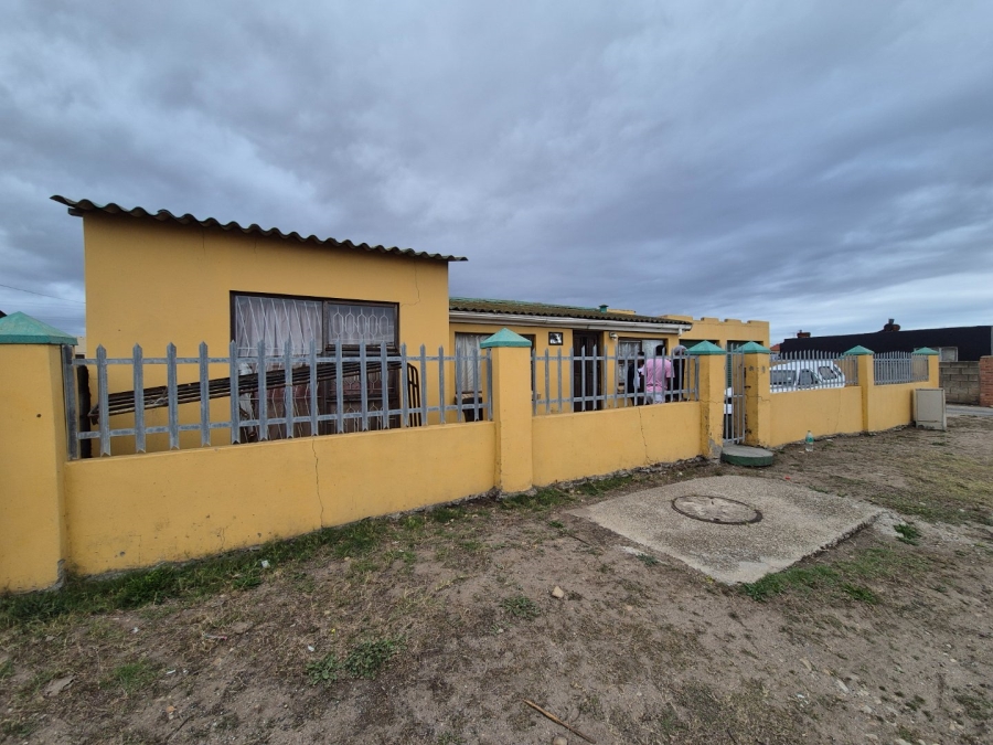 2 Bedroom Property for Sale in Kwazakhele Eastern Cape